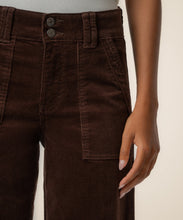 Load image into Gallery viewer, Jodi Velvet Jeans