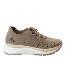 Load image into Gallery viewer, Alstead Greige Sneakers