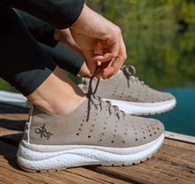 Load image into Gallery viewer, Alstead Greige Sneakers