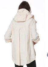 Load image into Gallery viewer, Savina Antique White Anorak