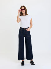 Load image into Gallery viewer, Valley Girl Rinse Jeans

