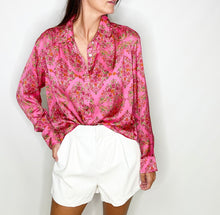 Load image into Gallery viewer, Satin Flower Button Down
