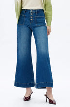 Load image into Gallery viewer, Lori Button Fly Jeans
