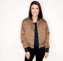 Load image into Gallery viewer, Sakura Quilted Jacket
