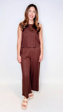 Load image into Gallery viewer, Sloane Choc Top
