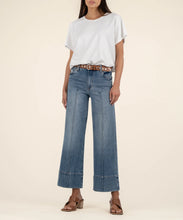 Load image into Gallery viewer, Meg Seam Wide Leg Jeans
