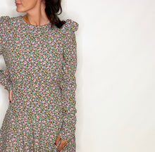 Load image into Gallery viewer, Flower Puff Ruched Sleeve Dress
