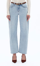 Load image into Gallery viewer, Joey Barrel Jeans
