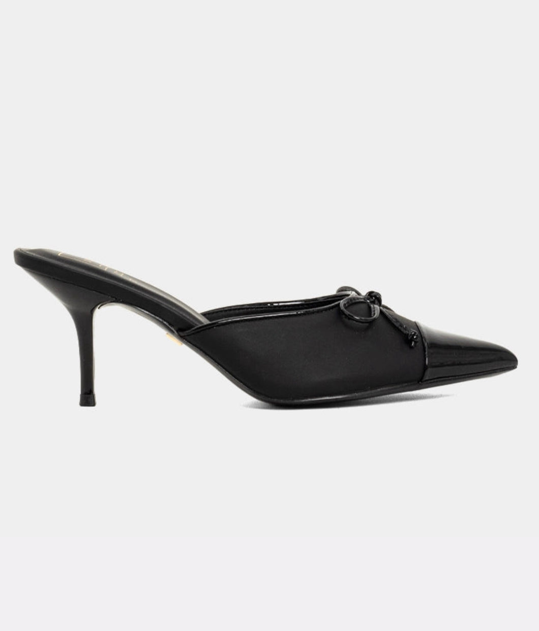 Naomi Heels