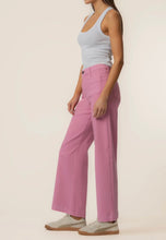 Load image into Gallery viewer, Meg Patch Pocket Jeans
