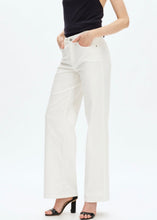 Load image into Gallery viewer, Maeve Jeans
