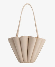 Load image into Gallery viewer, Shellie Bone Bag
