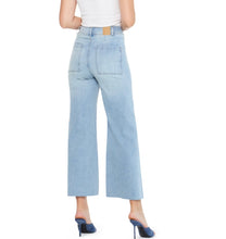 Load image into Gallery viewer, Carine Wide Leg Jeans
