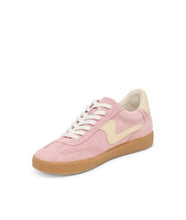 Load image into Gallery viewer, Notice Guava Sneakers
