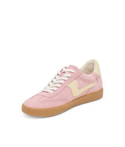 Notice Guava Sneakers