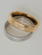 Load image into Gallery viewer, Chunky Bangle
