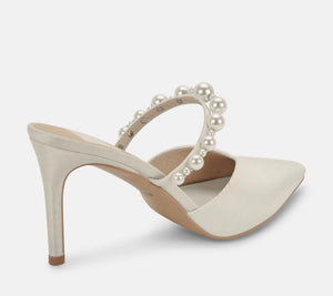 Kanika Pearl Heels