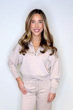 Load image into Gallery viewer, Mailyn Trim Zip Top
