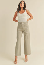 Load image into Gallery viewer, Utility Wide Leg Jeans
