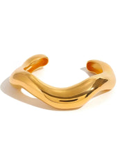 Load image into Gallery viewer, Wave Gold Cuff
