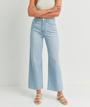 Load image into Gallery viewer, Retro Wide Leg Jeans
