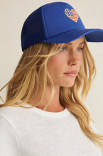 Load image into Gallery viewer, Flag Heart Hat

