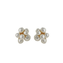 Load image into Gallery viewer, Pearl Cluster Stud Earrings

