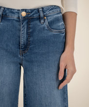Load image into Gallery viewer, Maya Amuse Jeans
