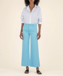 Meg Capri Blue Jeans