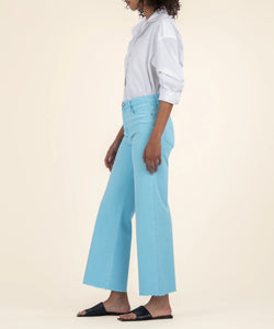 Meg Capri Blue Jeans