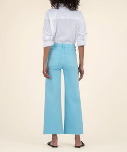 Meg Capri Blue Jeans
