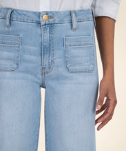 Load image into Gallery viewer, Meg Foritude Jeans
