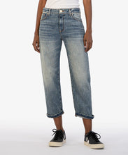 Load image into Gallery viewer, Sienna Boyfriend Crop Jeans
