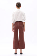 Load image into Gallery viewer, Jamie Cappuccino Jeans
