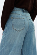 Load image into Gallery viewer, Dolly Rhinestone Jeans
