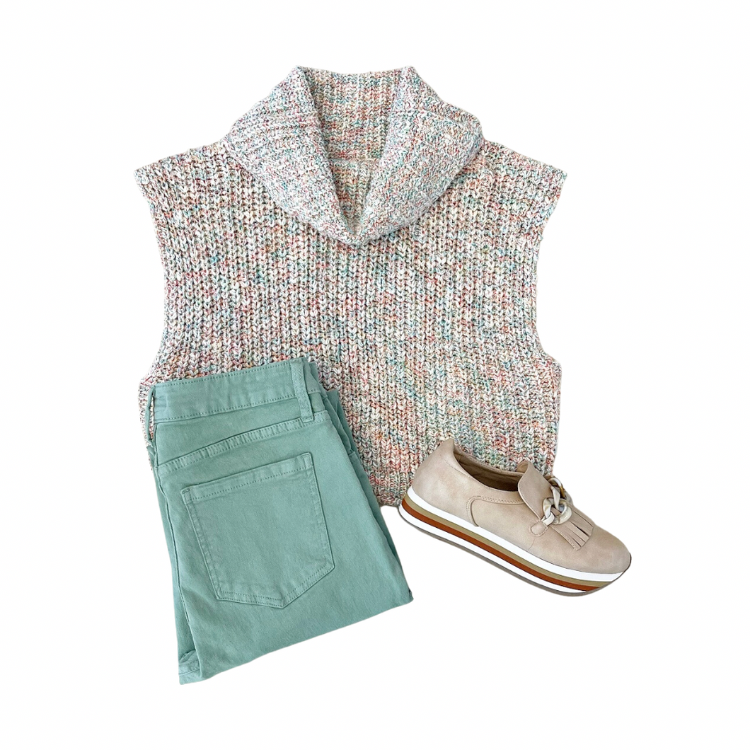 Cropped Turtleneck Sweater Vest