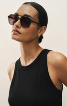 Load image into Gallery viewer, Tourist Suglasses
