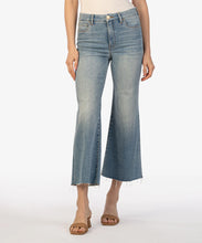 Load image into Gallery viewer, Meg Romantic Wide Leg Jeans
