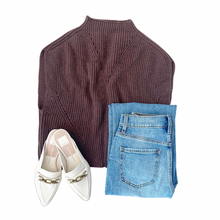 Load image into Gallery viewer, Ribbed Turtleneck Vest
