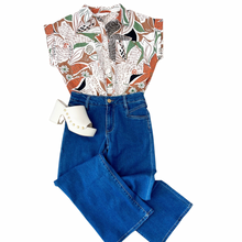 Load image into Gallery viewer, Fall Floral Button Top
