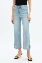 Load image into Gallery viewer, Zephyrine Jeans
