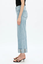 Load image into Gallery viewer, Zephyrine Jeans
