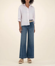 Load image into Gallery viewer, Meg Loyalty Jeans
