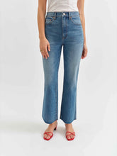 Load image into Gallery viewer, Soho Vixen Jeans
