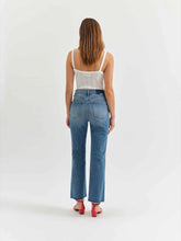 Load image into Gallery viewer, Soho Vixen Jeans
