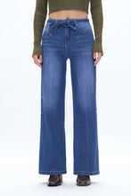 Load image into Gallery viewer, Cloe Wide Leg Jeans
