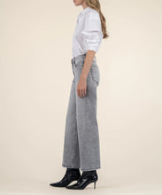 Load image into Gallery viewer, Meg Grey Jeans
