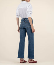 Load image into Gallery viewer, Meg Family Jeans
