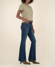Load image into Gallery viewer, Stella Flare Jeans
