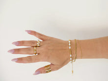 Load image into Gallery viewer, Ruth Pearl Bracelet
